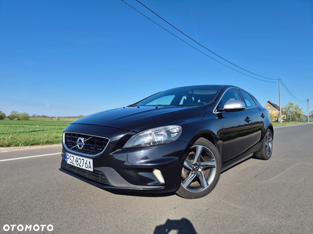 Volvo V40 D2 R Design - 1