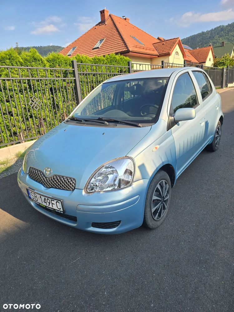 Toyota Yaris - 1