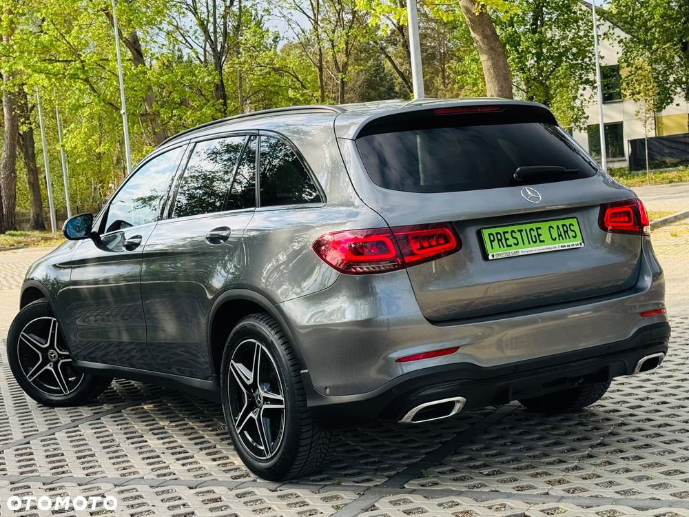 Mercedes-Benz GLC 200 4Matic 9G-TRONIC AMG Line Plus - 15