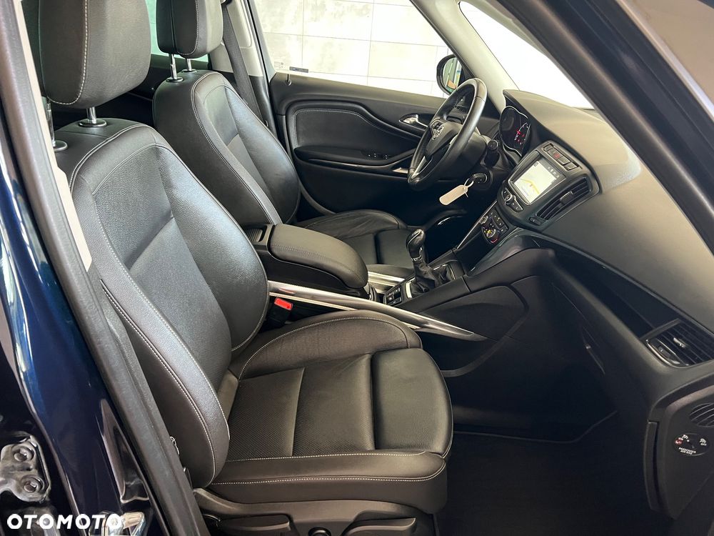 Opel Zafira 1.6 T Enjoy S&S - 29