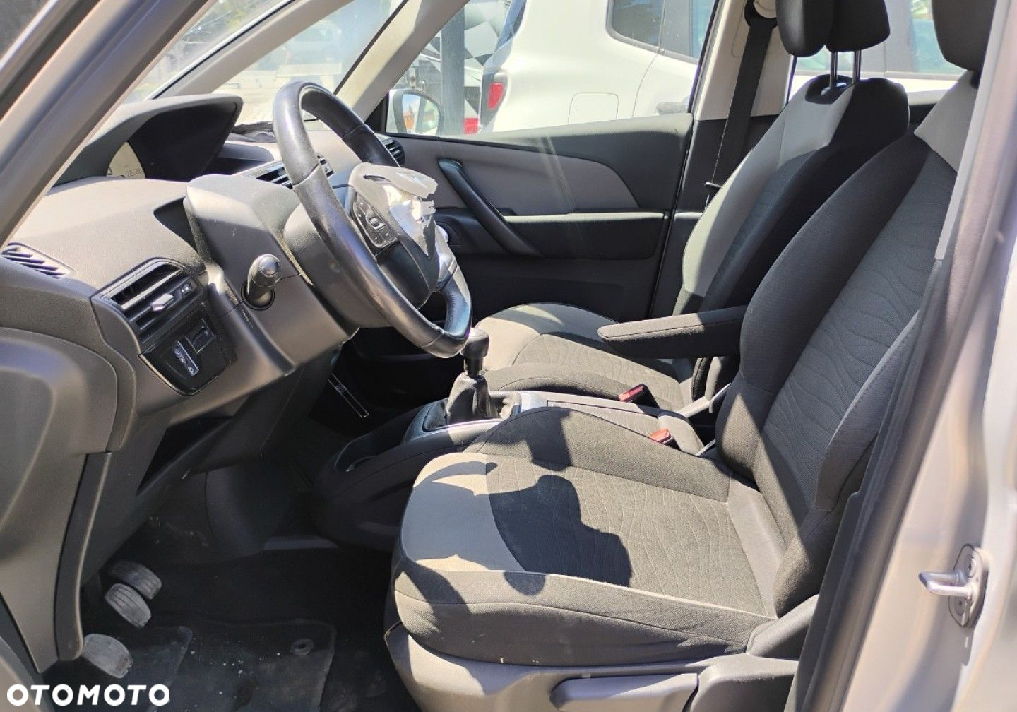 Citroën C4 Picasso - 8