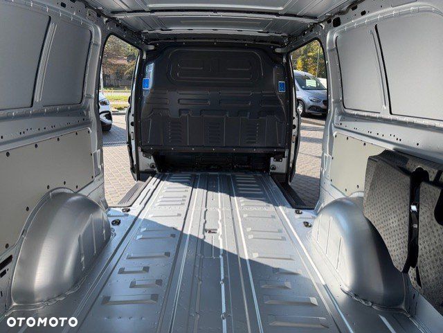 Mercedes-Benz Vito - 8