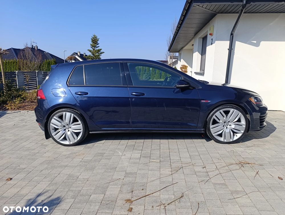 Volkswagen Golf 2.0 GTI DSG - 2