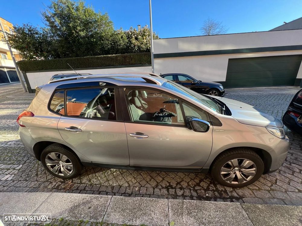 Peugeot 2008 1.2 PureTech Active - 17