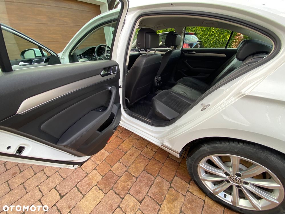 Volkswagen Passat 2.0 TDI BMT Highline DSG - 22