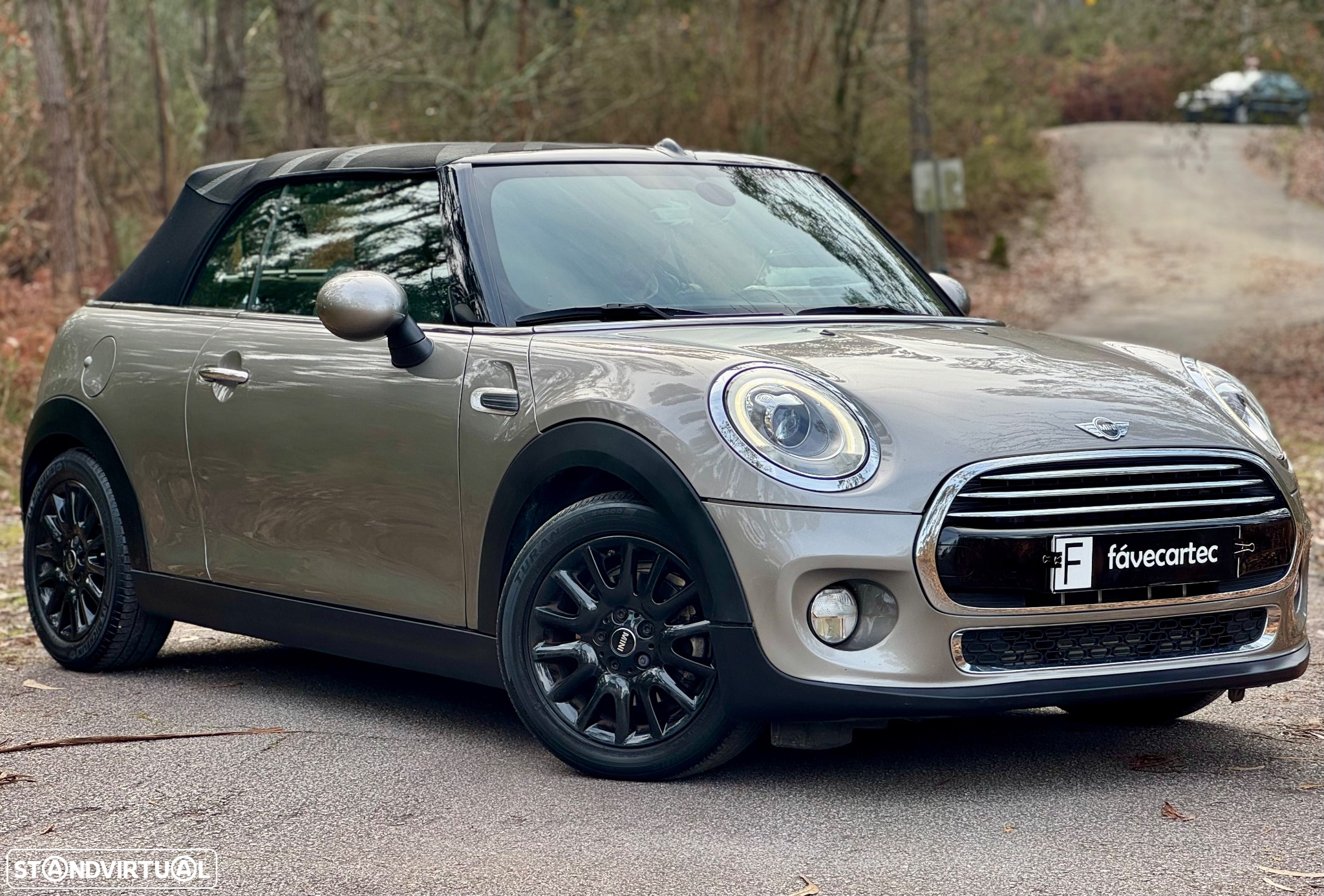 MINI Cabrio Cooper Aut. JCW - 48