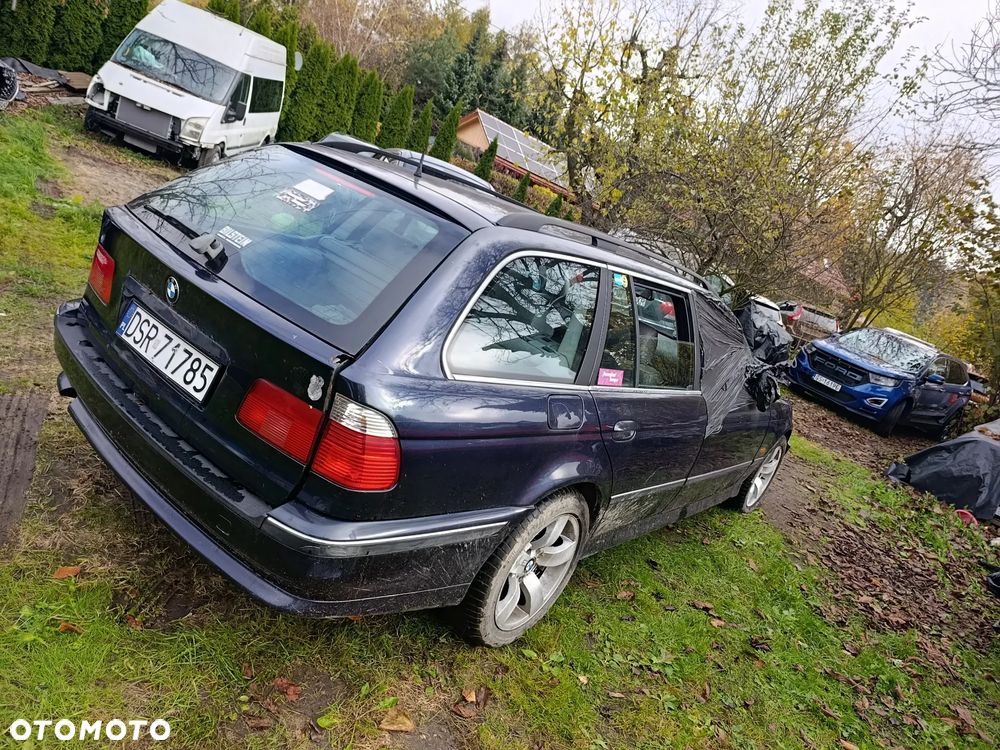 BMW 5 Series 1999 photo 4