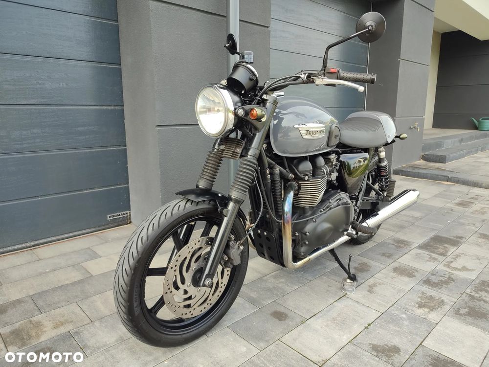 Triumph Bonneville - 5