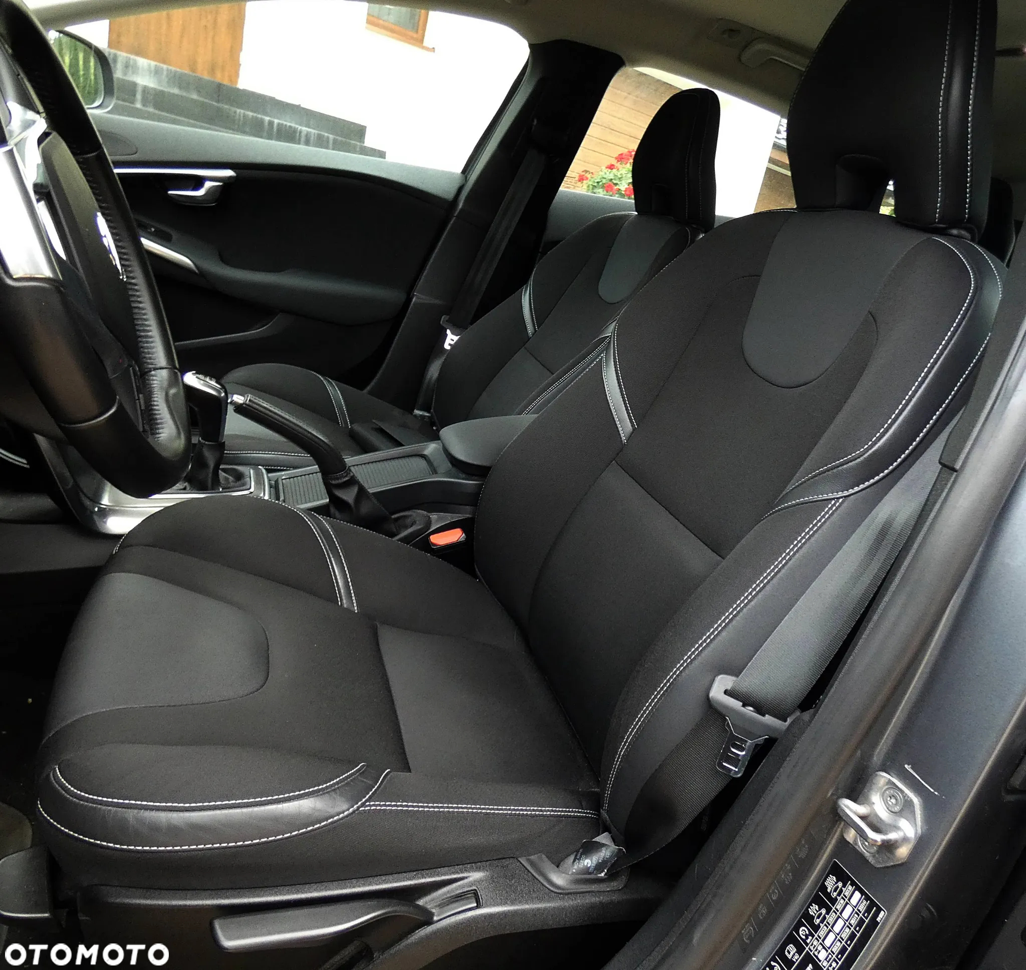 Volvo V40 ver-d2-drive--e-scr-inscription - 18