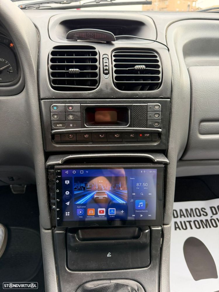 Renault Laguna 2.2 D - 26