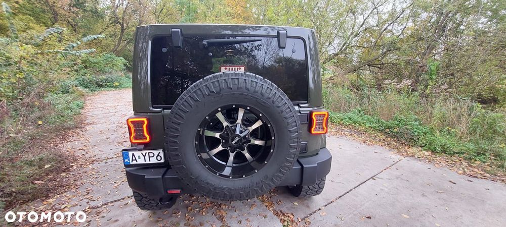 Jeep Wrangler - 8