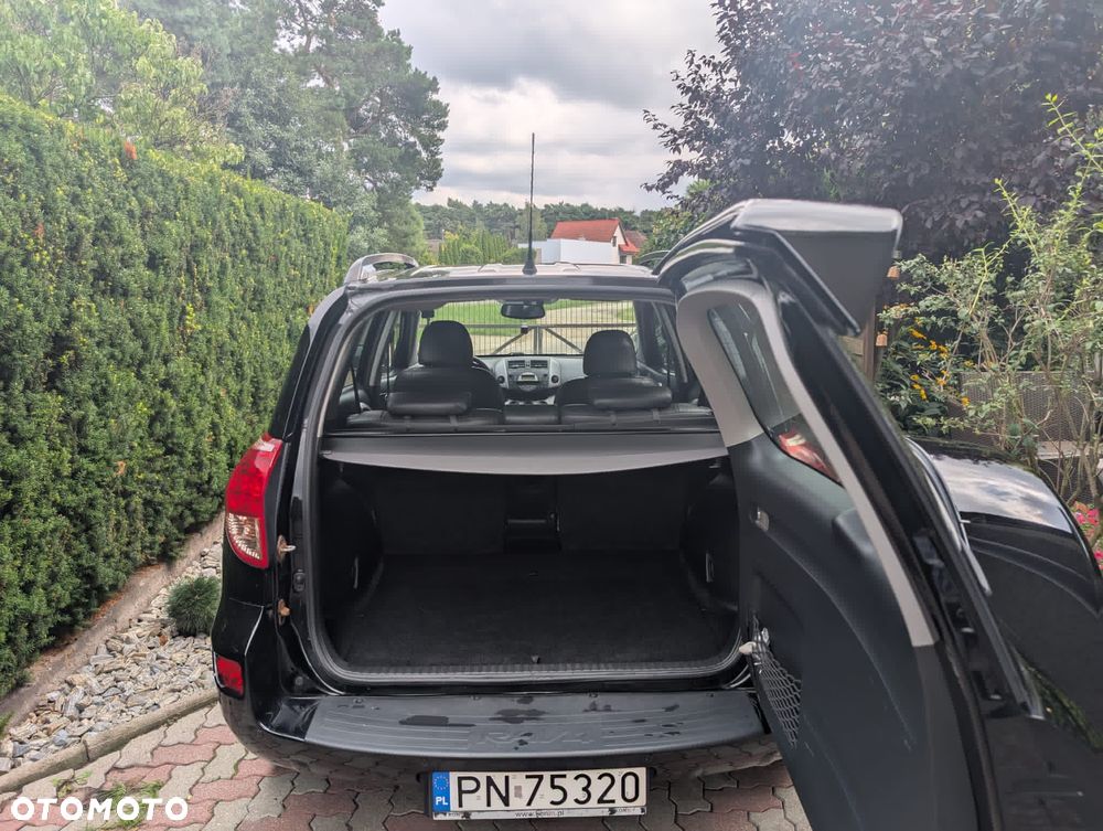 Toyota RAV4 2.0 VVT-i Prestige - 10
