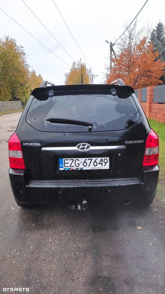 Hyundai Tucson 2.0 Comfort 2WD - 8