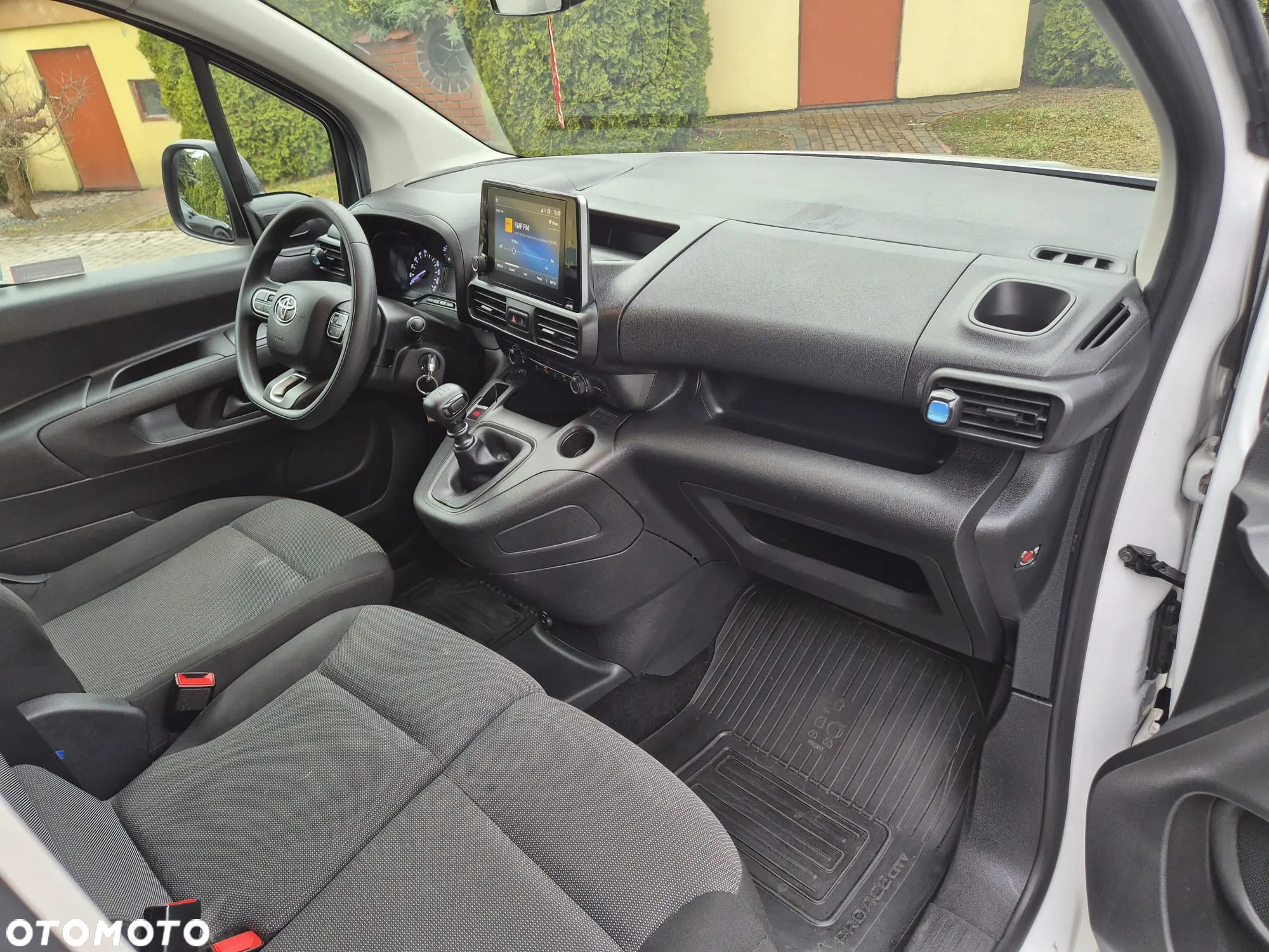 Toyota Proace CITY 1.5d - 12