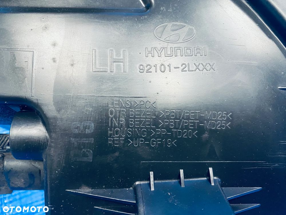 REFLEKTOR LAMPA LEWA PRAWA LEWY PRAWY PRZÓD PRZEDNIA HYUNDAI I30 07-12R ; 92101 ; 92102 ; 92101-2LXXX ; 92102-2LXXX ORYGINAŁ EUROPA - 12