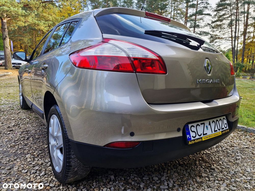 Renault Megane 2010 photo 3