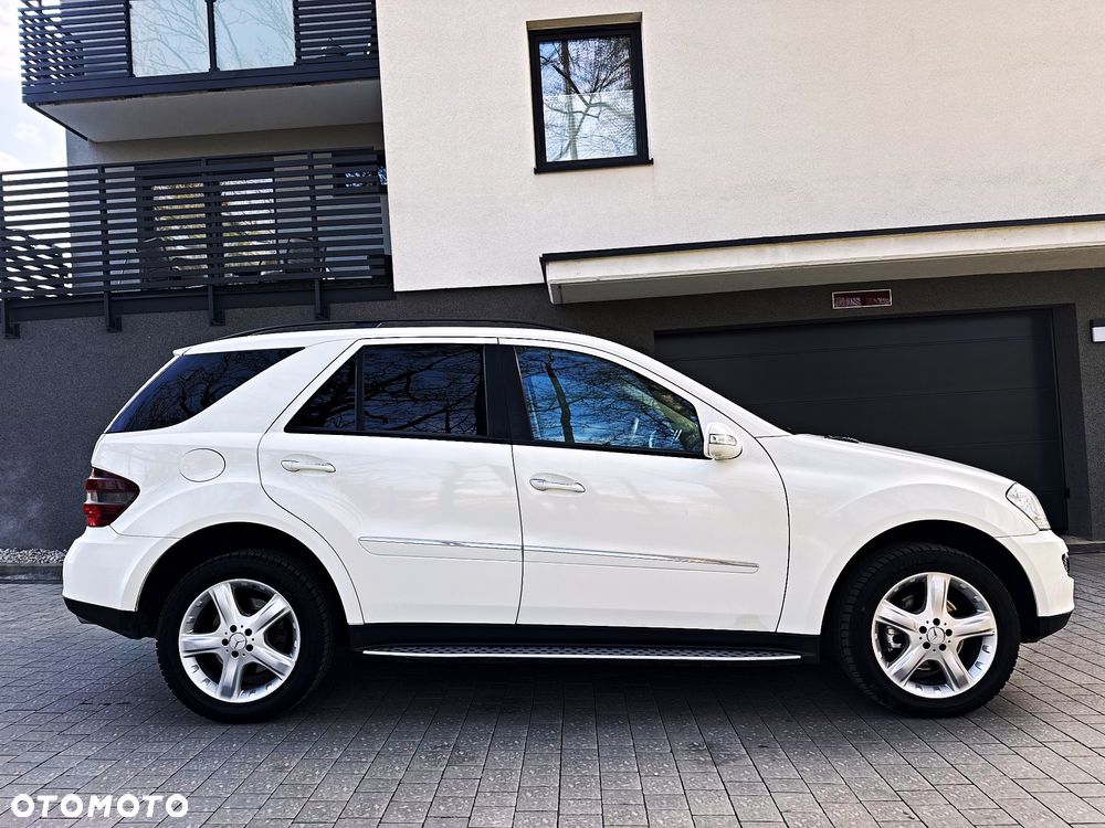 Mercedes-Benz ML 350 4Matic 7G-TRONIC Edition 10 - 3