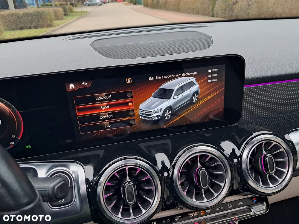 Mercedes-Benz GLB 200 d 8G-DCT Progressive Advanced - 28