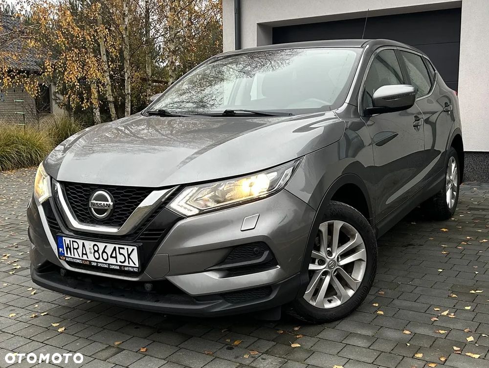 Nissan Qashqai - 1