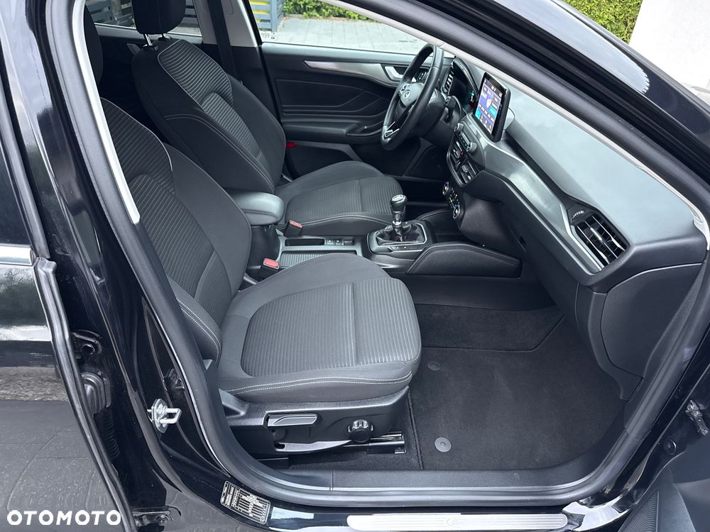 Ford Focus 1.5 EcoBlue STart-Stopp-System TITANIUM - 21