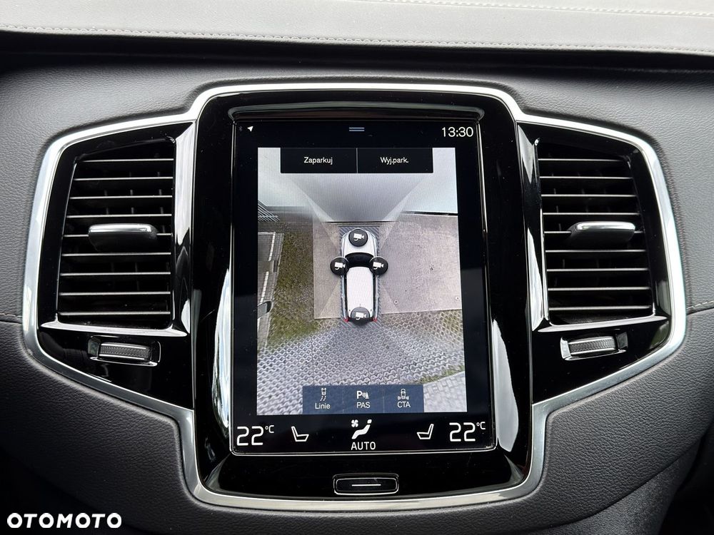 Volvo XC 90 - 32