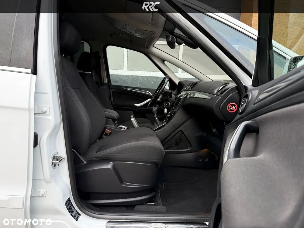 Ford S-Max 2.0 TDCi DPF Titanium - 23