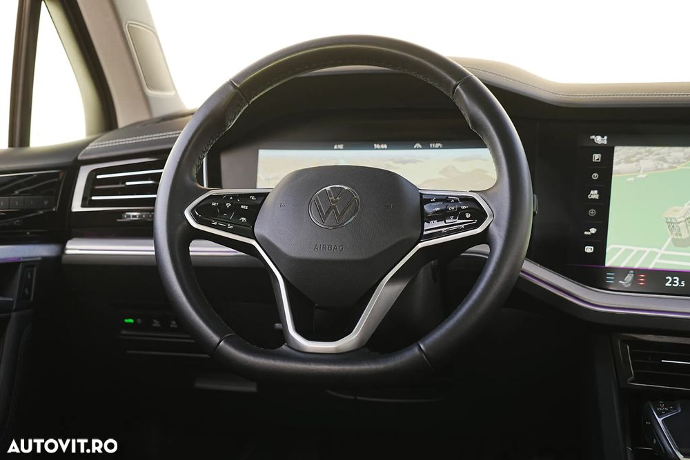 Volkswagen Touareg 3.0 V6 e-Hybrid 4Motion Aut. R - 15