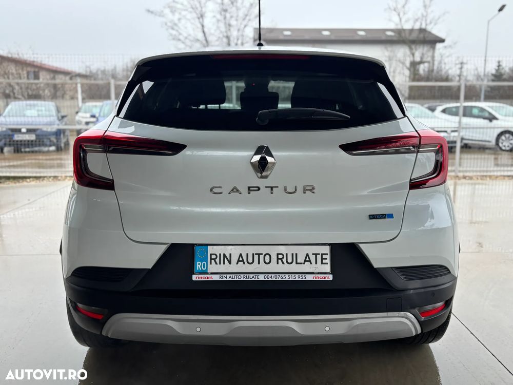 Renault Captur E-TECH Full 145 Techno - 10