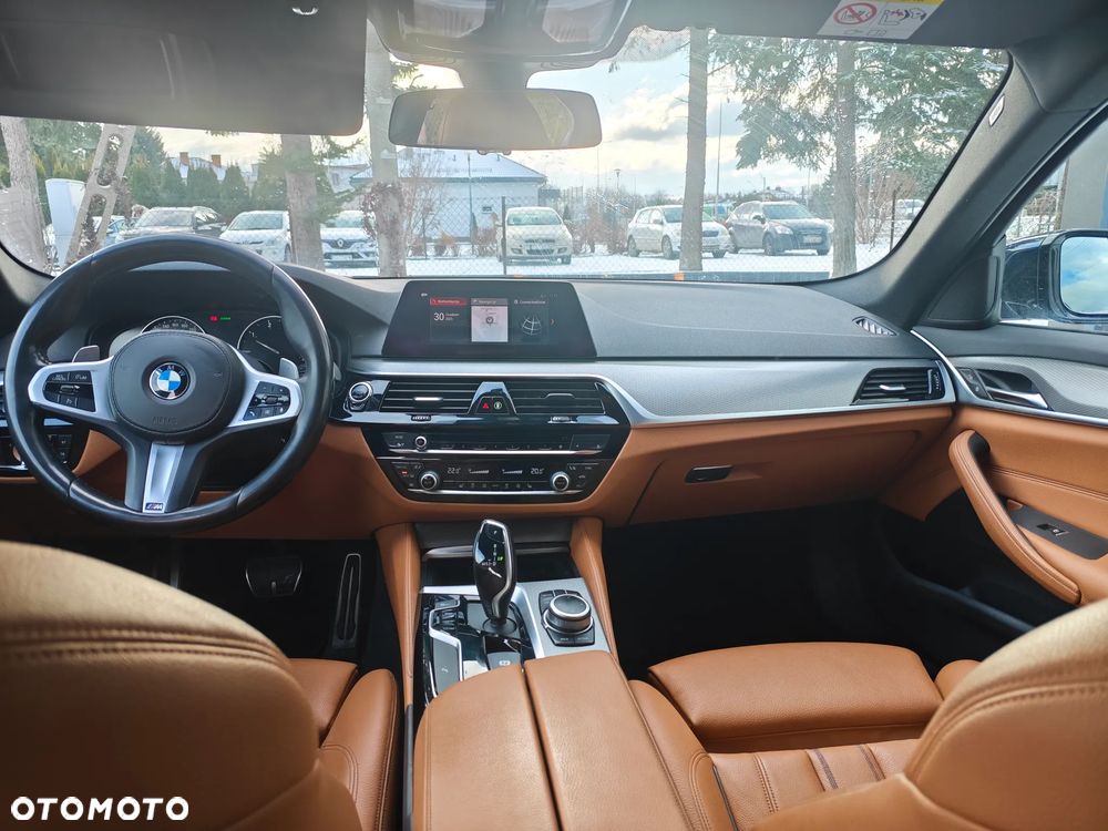 BMW Seria 5 520d xDrive M Sport sport - 10