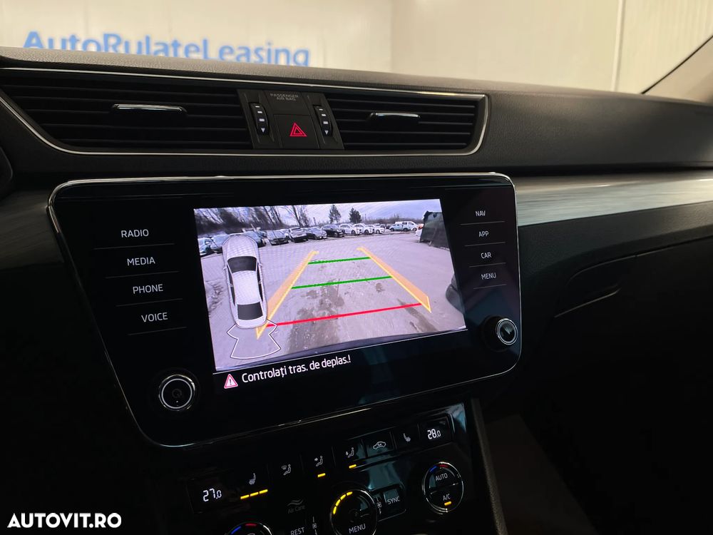 Skoda Superb 2.0 TDI DSG Ambition - 13