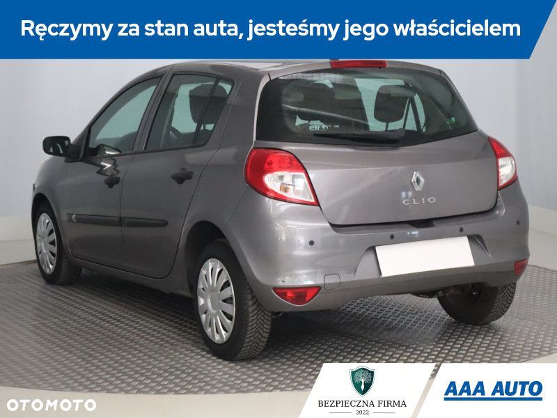 Renault Clio - 6