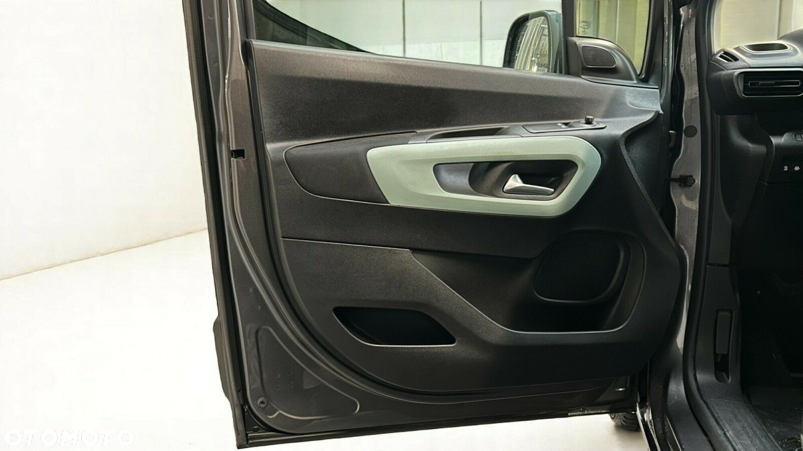 Citroën Berlingo M 1.2 PureTech Feel S&S - 14