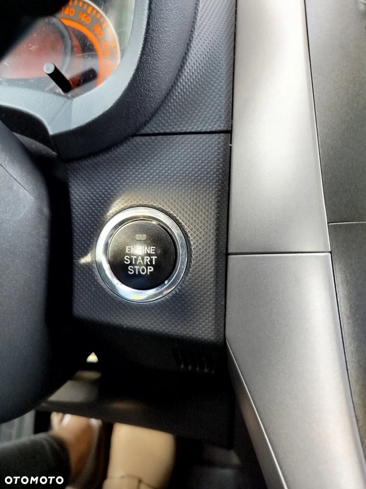 Toyota Auris - 32
