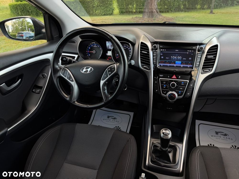 Hyundai i30 1.4 Fifa World Cup Edition - 9