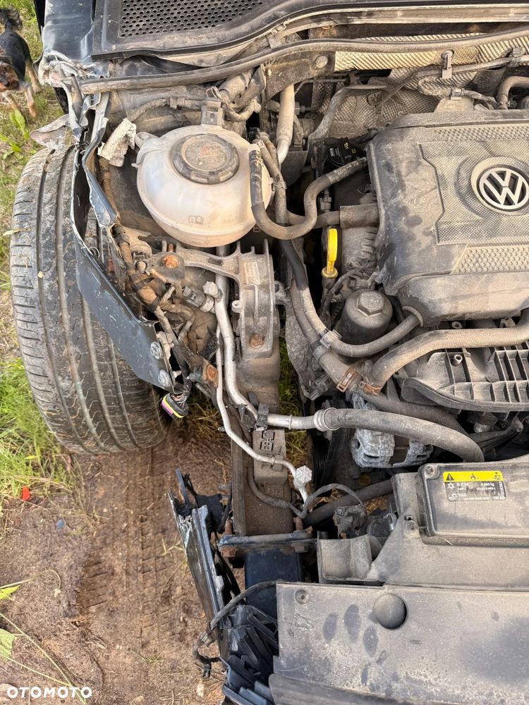 Volkswagen Passat 1.8 TSI BMT Highline - 15