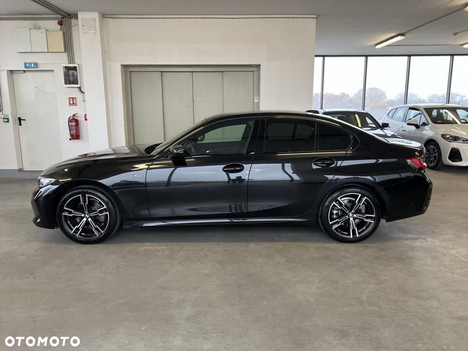 BMW Seria 3 318i M Sport - 3