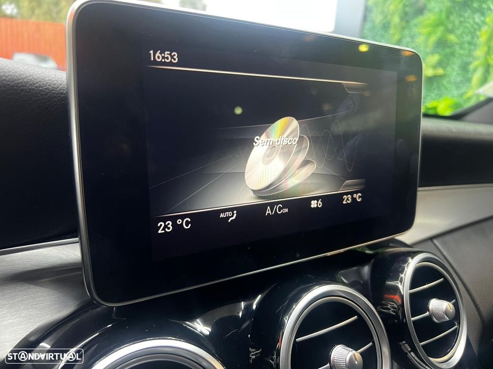 Mercedes-Benz C 300 BlueTEC Hybrid AMG Line - 31