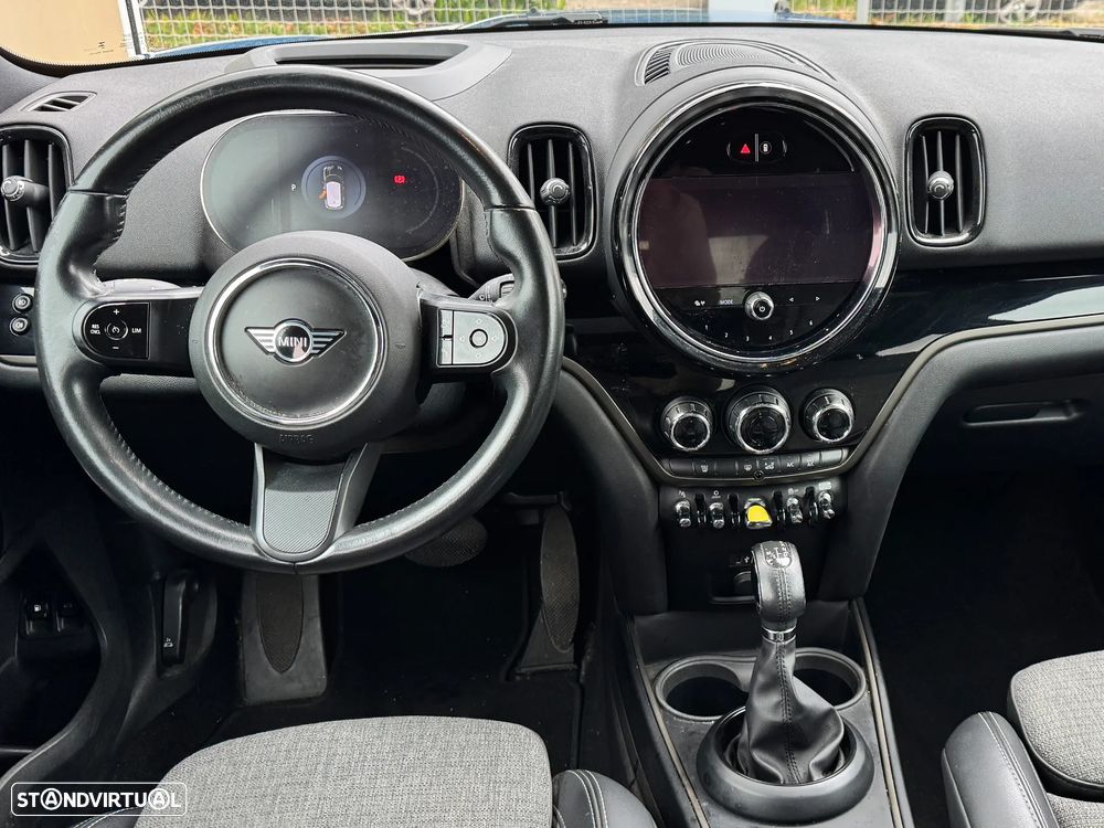 MINI Countryman Cooper SE ALL4 Auto - 7