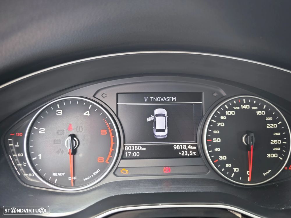 Audi A4 Avant 2.0 TDI - 14