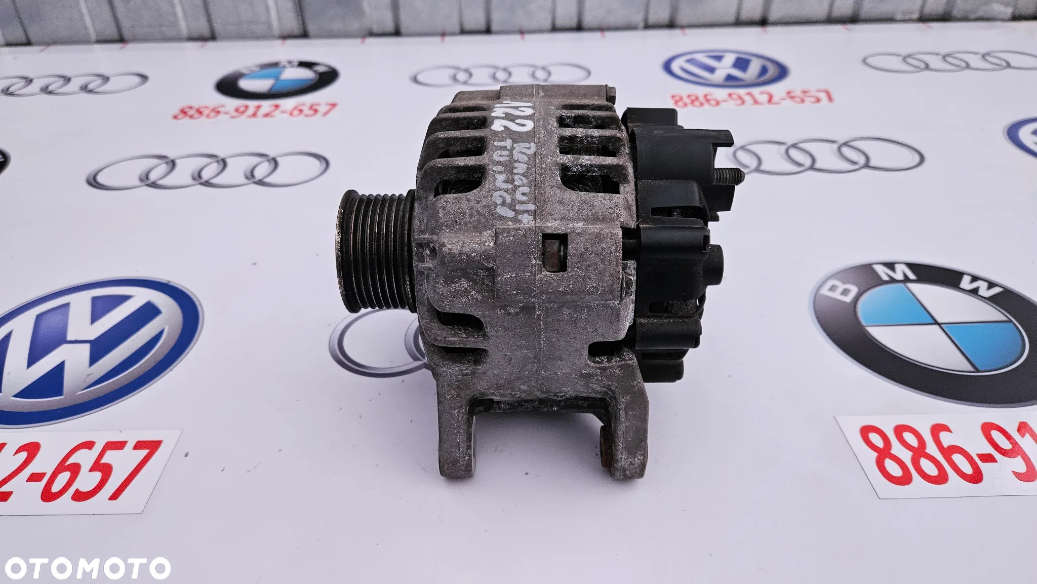Renault Twingo 2 II 1.2 TCE Alternator 8200654541C VALEO - 3
