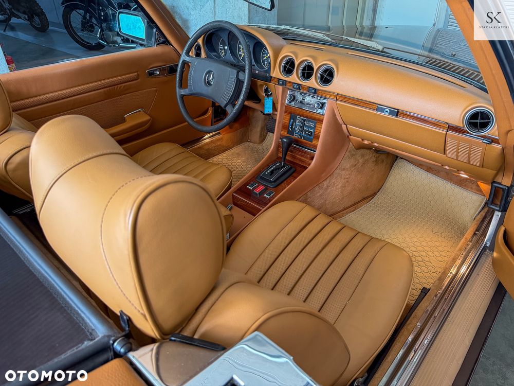 Mercedes-Benz SL - 17