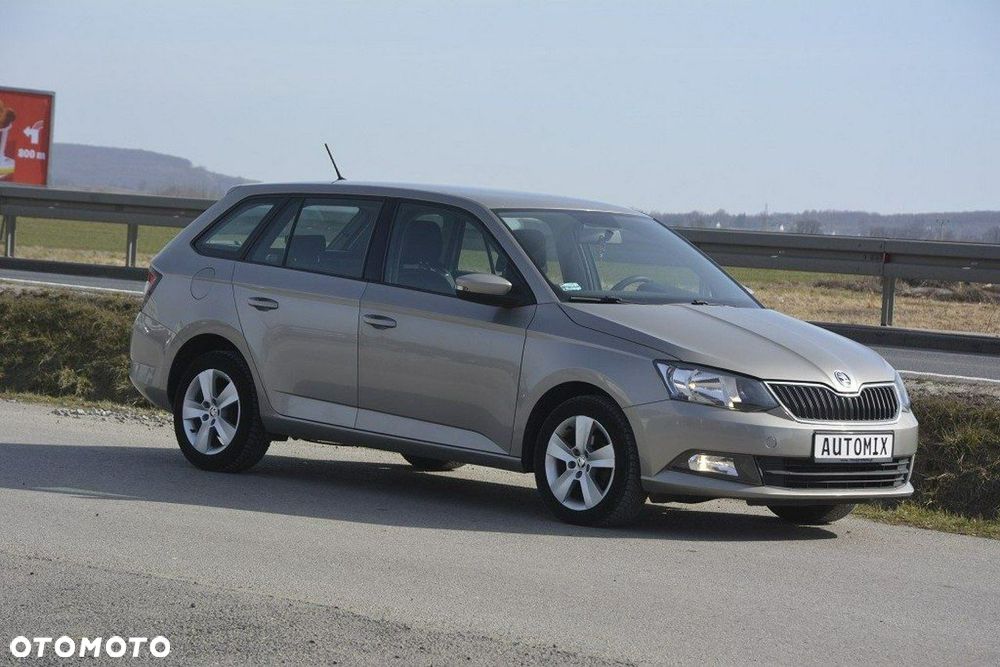 Skoda Fabia - 12