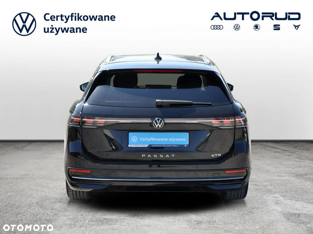 Volkswagen Passat Variant 1.5 TSI ACT mHEV Elegance DSG - 4