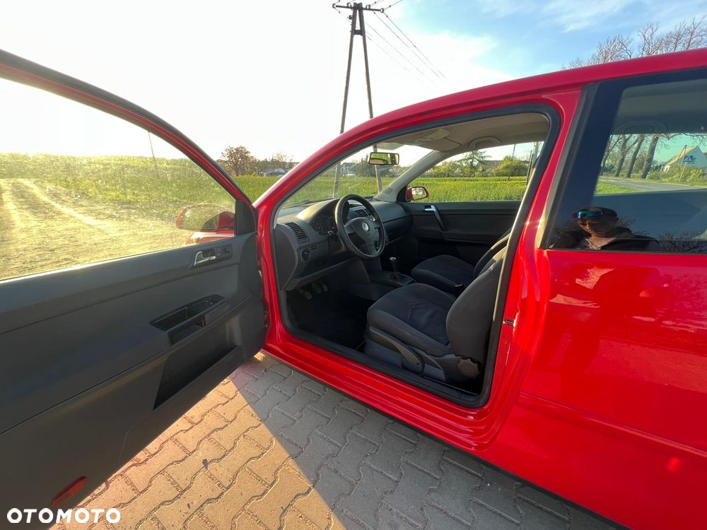 Volkswagen Polo - 8