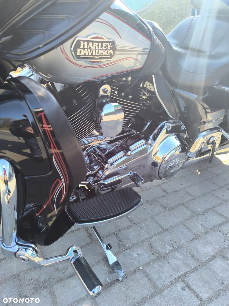 Harley-Davidson FLHTCU Ultra - 4
