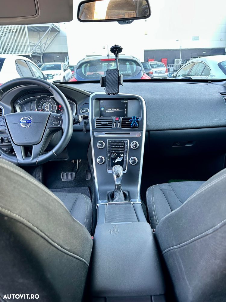 Volvo XC 60 D3 Kinetic - 9