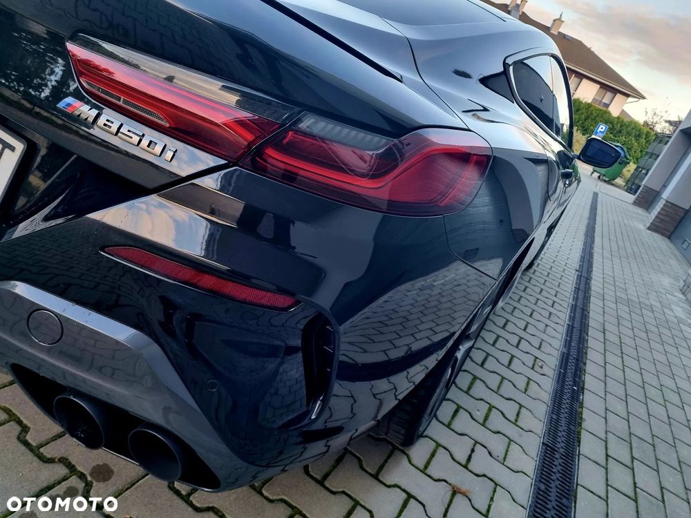 BMW Seria 8 M850i xDrive - 28
