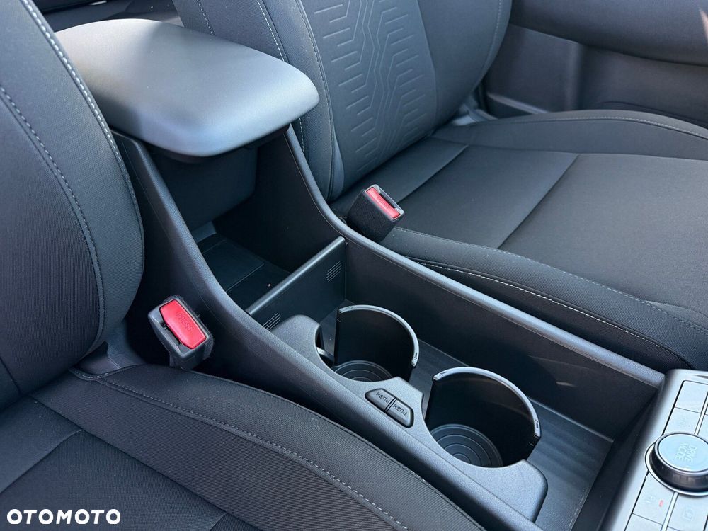 Hyundai Kona - 31