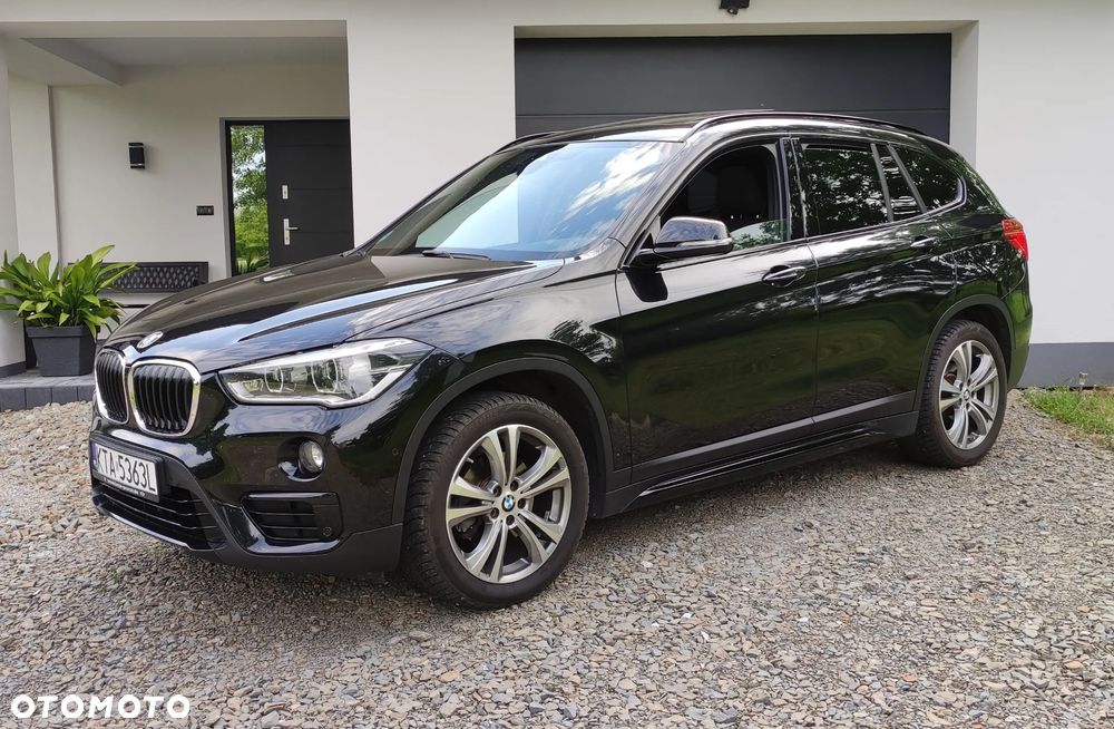 BMW X1 xDrive18d Sport Line - 23