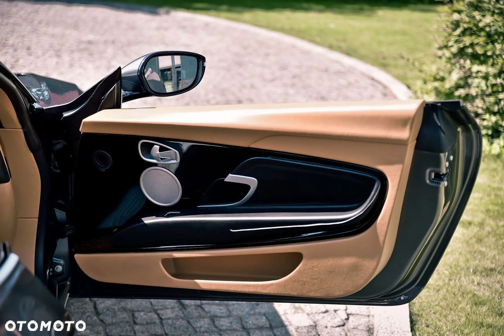 Aston Martin DB11 - 31